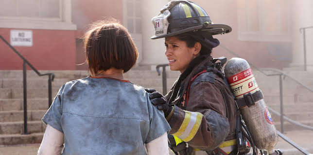 01:10: Chicago Fire (S11 E17) (S11) | TV6 | 11/12 2025