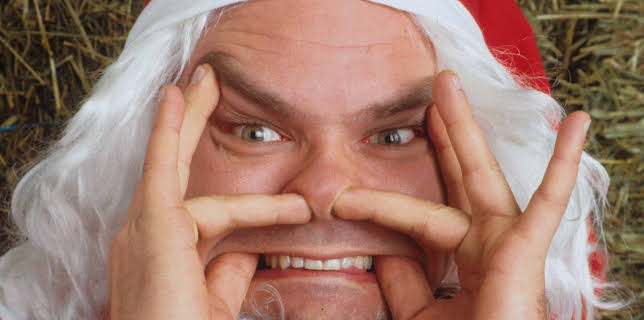 22:10: Nissene på låven (S1 E19) (S1) | MAX | 12/19 2025