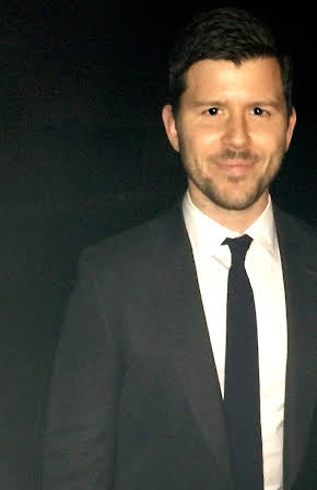 Gary Lundy as Sean Smith