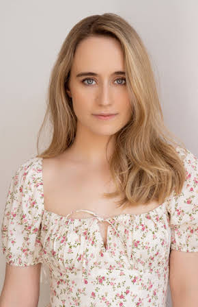 Anna Rust as 