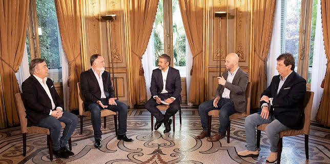 04:30: Conversatorios En Casa De América | 24 Horas | 10/30 2025