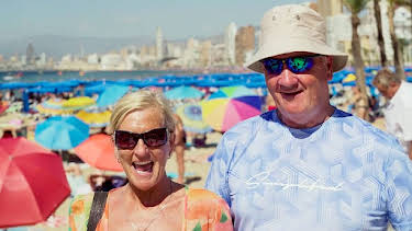 3:00 AM: Bargain-Loving Brits in the Sun (S9 E29) (S9) | Channel 5 | 7/4 2026