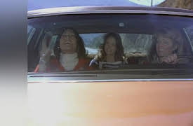 Charlie's Angels Season 1: Angels on a String