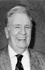 John Finnegan como Clancy