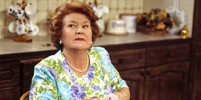 6:40 PM: Keeping Up Appearances | BBC Two | 12/25 2025