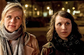 Luna & Sophie, Season 1: Belly Up