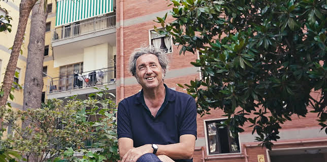 The Hand of God: På gamle tomter med Sorrentino (2021)