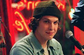 One Tree Hill: The Complete First Season: Hanging By a Moment