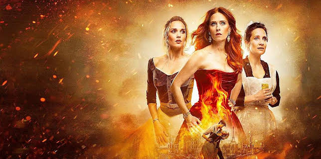 22:00: El Bazar De La Caridad | LA 2 | 11/4 2025