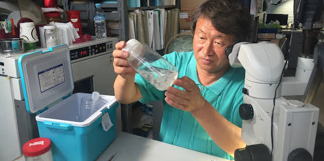 01:10: Morgan Freeman's Through The Wormhole (S7 E2) (S7) | Discovery Science | 11/25 2025