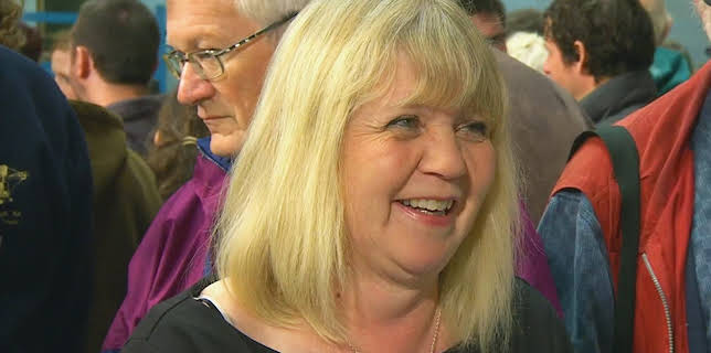 1:00 PM: Antiques Roadshow (S35 E21) (S35) | Yesterday | 12/24 2025