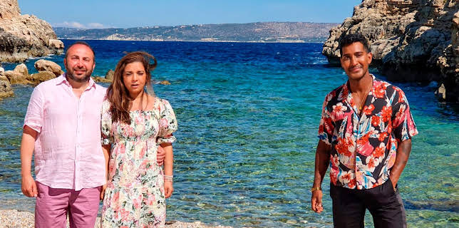 11:00 AM: A Place in the Sun | More 4 | 1/17 2026