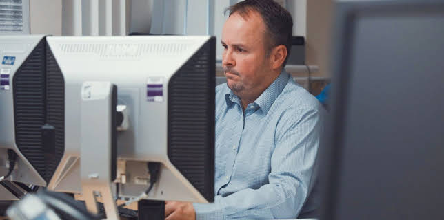 11:00 PM: Police Suspect No 1 (S4 E3) (S4) | Paramount | 11/27 2025