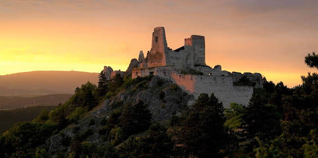 19:30: ZDF-History | ZDFinfo | 2/2 2026