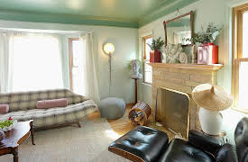 The Art of Vintage, Season 1: Mixing Modern and Rococo