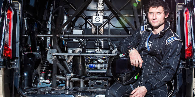 10:30 AM: Guy Martin: The World's Fastest Van? (S1 E1) (S1) | Dave | 12/19 2025