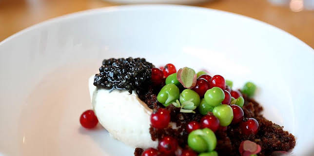 20:35: Documental  Sabores Del Mundo | LA 2 | 11/16 2025