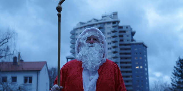 21:00: Weihnachten im Hochhaus | SWR Fernsehen BW | 12/8 2025