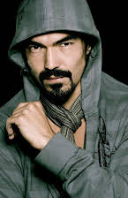 Ian Anthony Dale som 