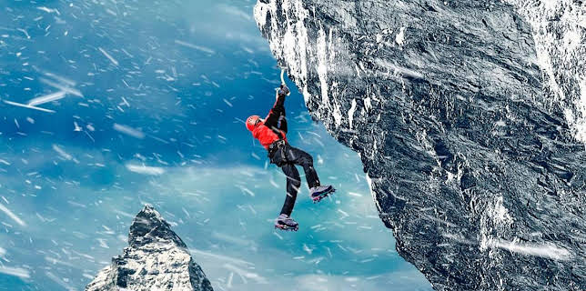 00:55: CINE CUATRO: 'ASCENSO AL LÍMITE' | Cuatro | 1/3 2026