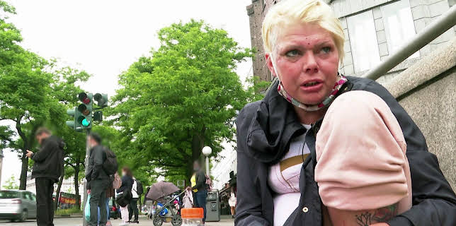 22:15: Hartes Deutschland - Leben im Brennpunkt (S2 E13) (S2) | RTL 2 | 3/19 2026