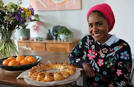 Nadiya's Family Favourites: Treat Days
