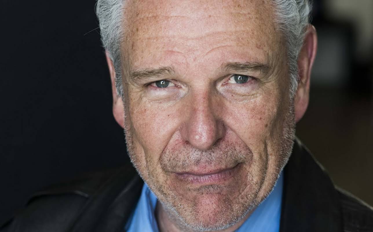 Ian Gregory