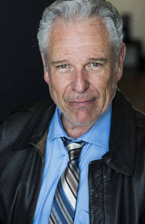 Ian Gregory as 