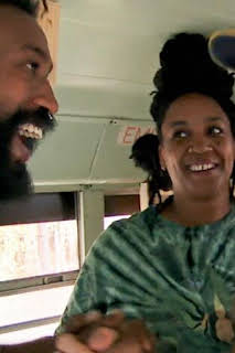 10:30: Sobrevivir en lo salvaje: Bus, sudor y lágrimas | Discovery | 3/28 2026