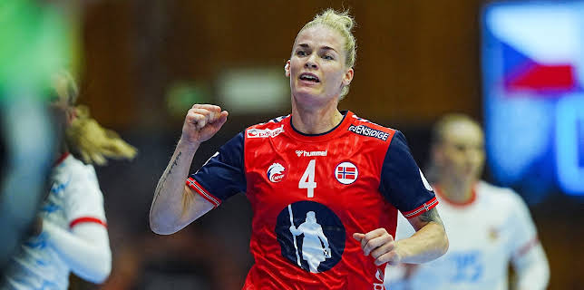 16:40: Posten Cup, kvinner: Norge - Serbia | TV 2 | 11/23 2025
