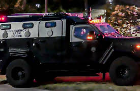 Hostage 911, Season 1: Call Me When the Priest Comes