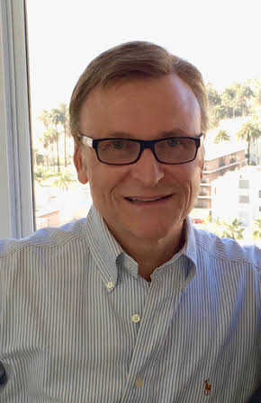 Armand Mastroianni as Director