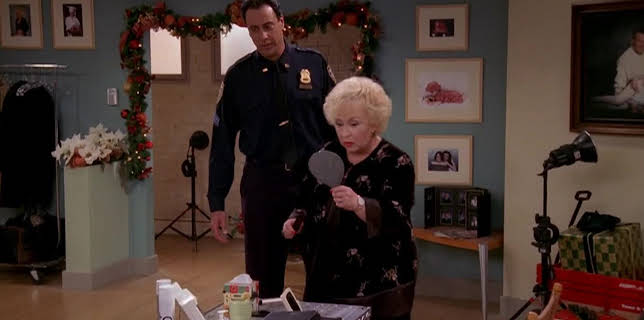 17:00: Alle elsker Raymond (S4 E11) (S4) | TV3 | 12/16 2025