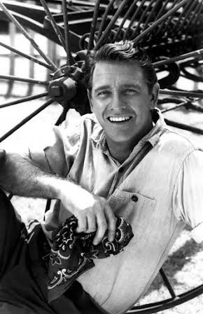 Richard Crenna as 
