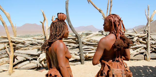 15:05: Himba, Buschmänner und Löwen - Wildnis- und Kulturmarketing in Namibia | 3SAT | 12/5 2025