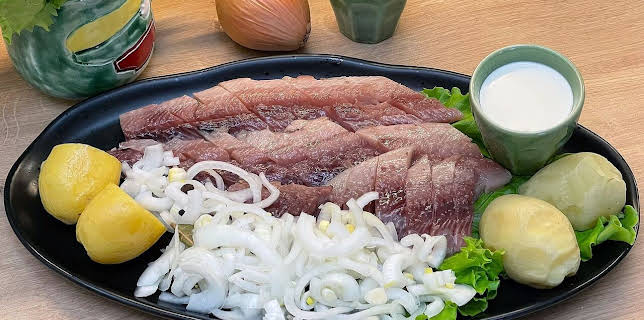 18:40: Zu Tisch | Arte | 2/15 2026