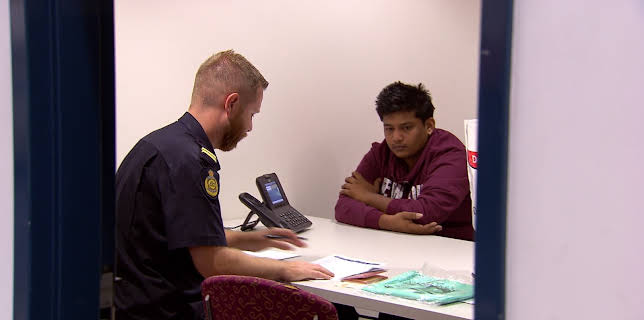 17:35: Grensevakten (S11 E3) (S11) | MAX | 1/7 2026