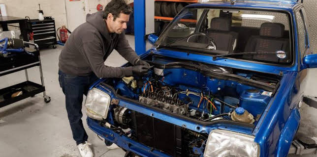 1:00 AM: Wheeler Dealers (S17) | Discovery Channel | 3/26 2026