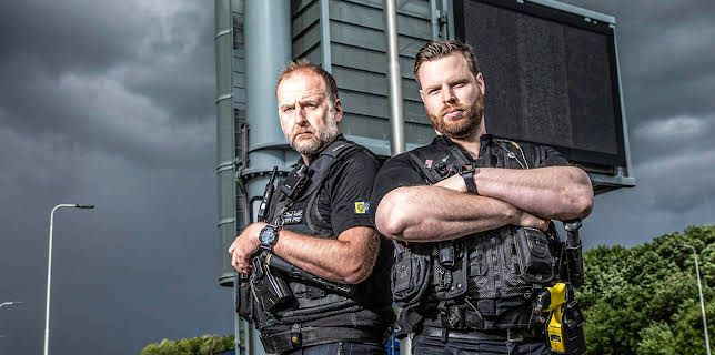 8:00 PM: Motorway Cops: Catching Britain's Speeders (S3 E2) (S3) | Paramount | 1/27 2026