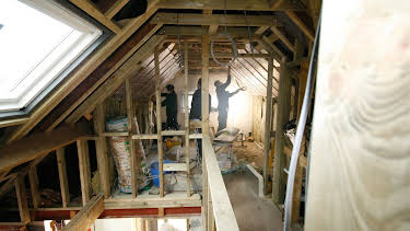 6:00 PM: DIY SOS (S22 E6) (S22) | W | 9/8 2025