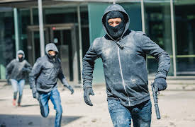 Blue Eyes S01: The Surge