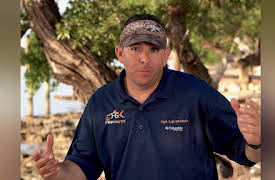 The Fish Guyz: Off The Edge