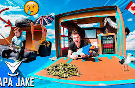 Papa Jake: $1 Vs. $10,000 Floating Box Fort Challenge!