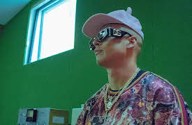 Vgly, Season 1: Big Mushroom