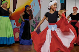 Alma's Way Shorts, Volume 1: My Way: Bomba!