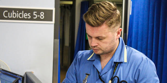 3:20 AM: A&E After Dark (S4 E5) (S4) | Channel 5 | 3/27 2026