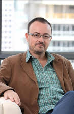 Manuel Martín Cuenca som Director