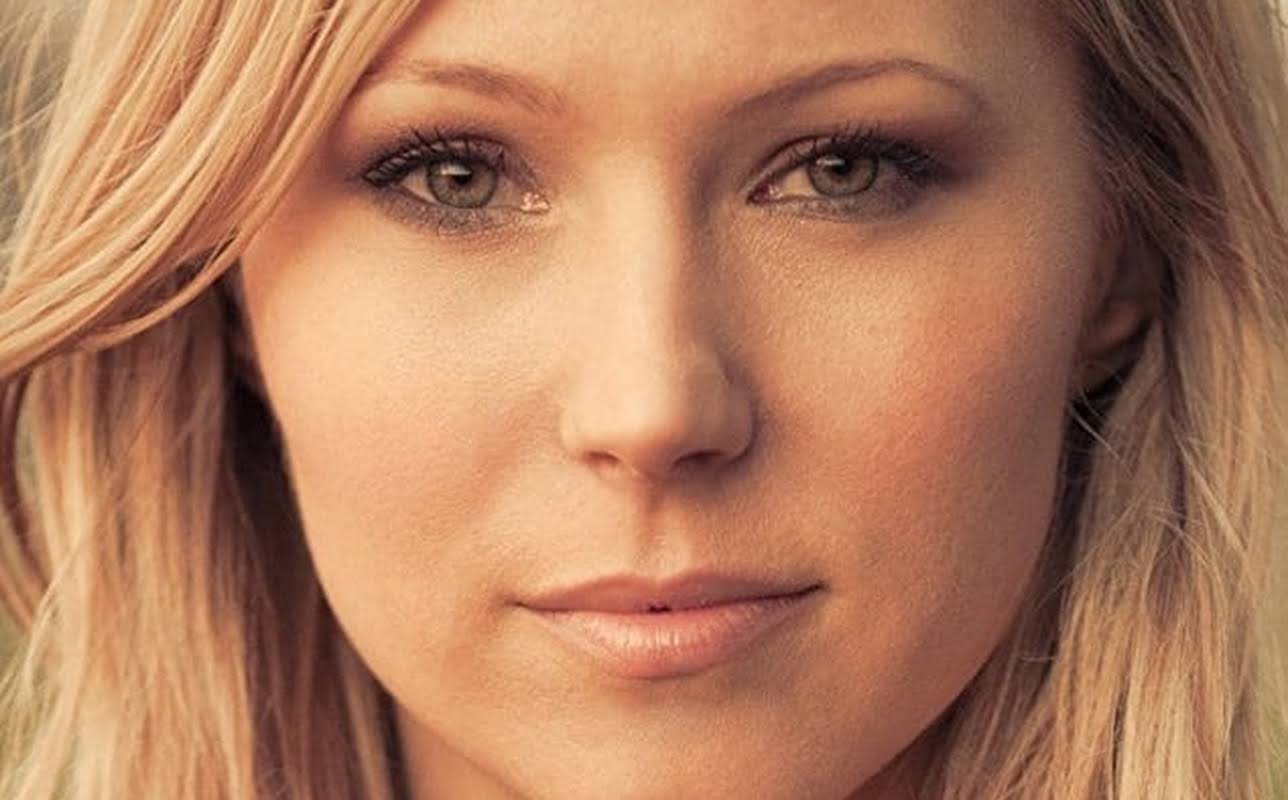 Sara Sanderson