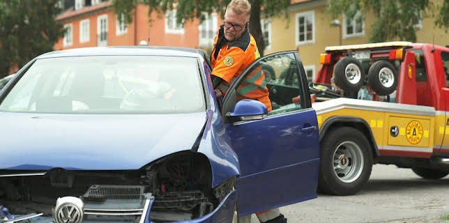 13:00: Vägens hjältar (S12 E14) (S12) | Kanal 5 | 11/10 2025