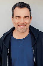 Dennis Iliadis como Director